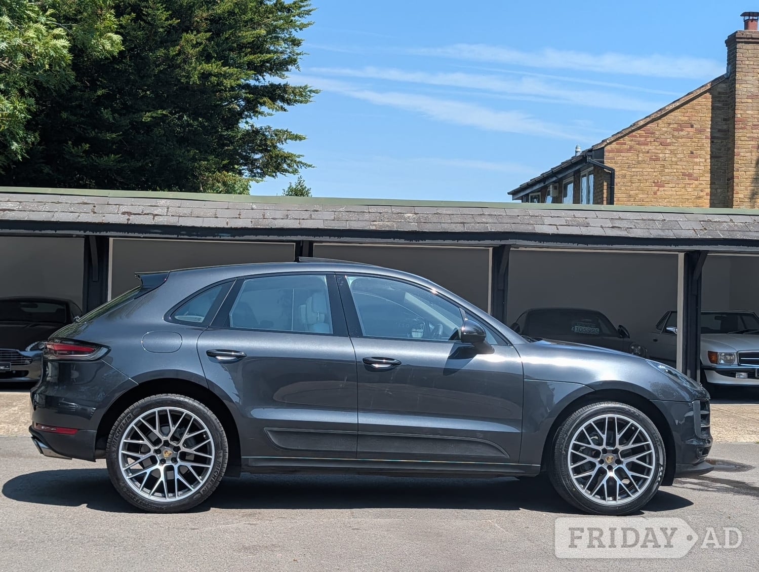 Porsche Macan Bromley