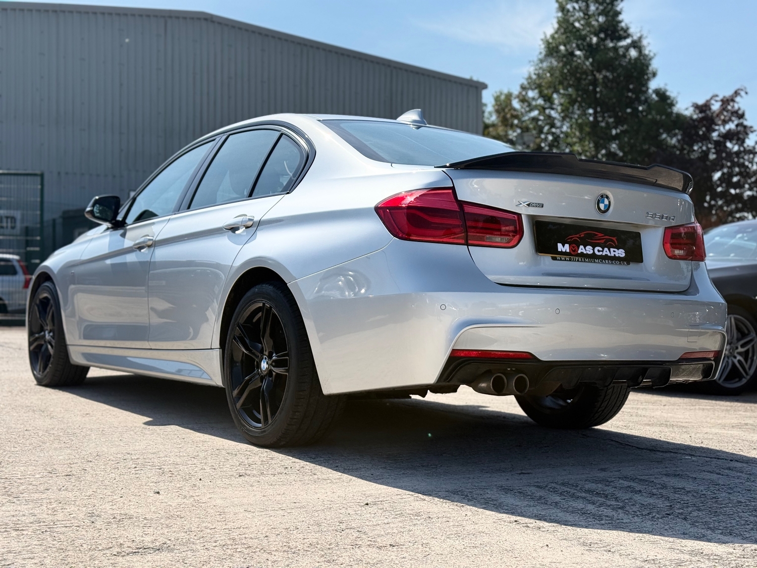 [ berth ]BMW 3 Series