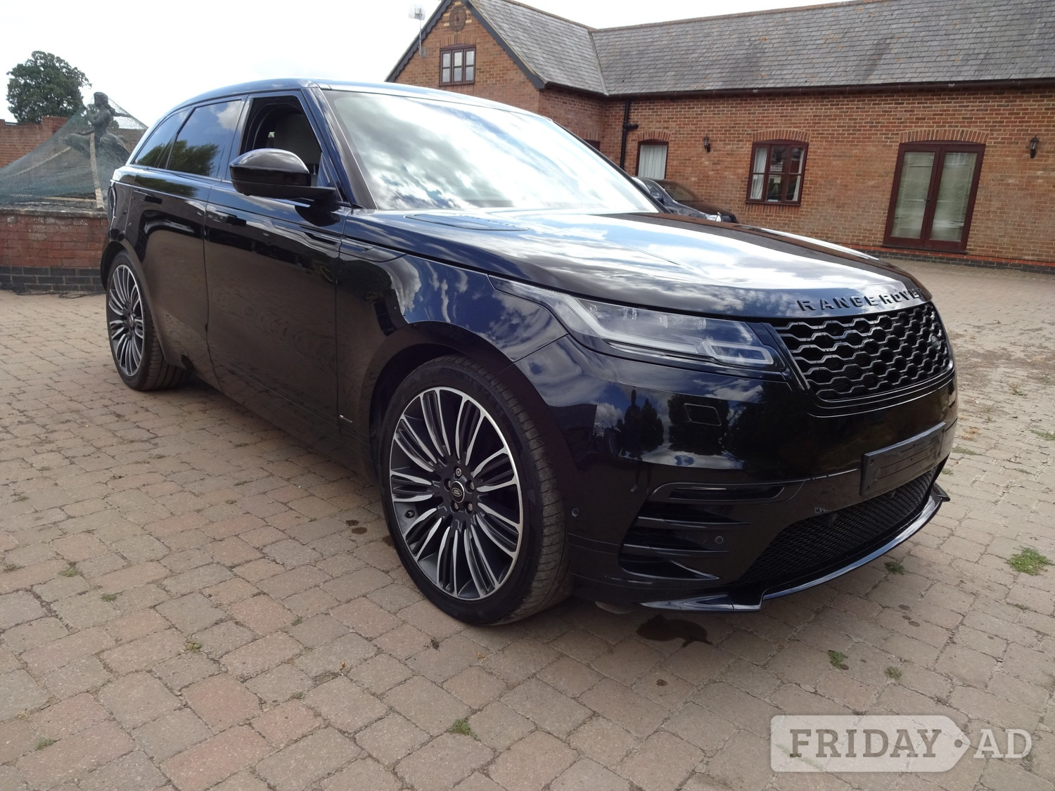 Land Rover Range Rover Velar 2018 in Aylesbury