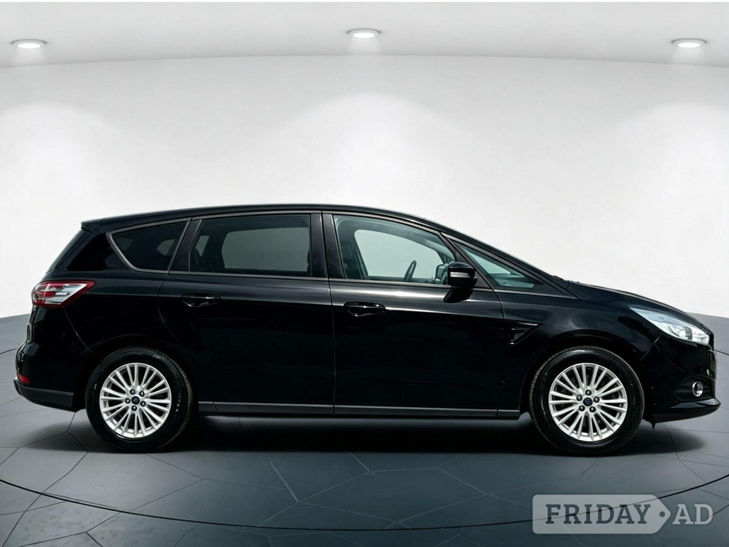 [ berth ]Ford S-Max
