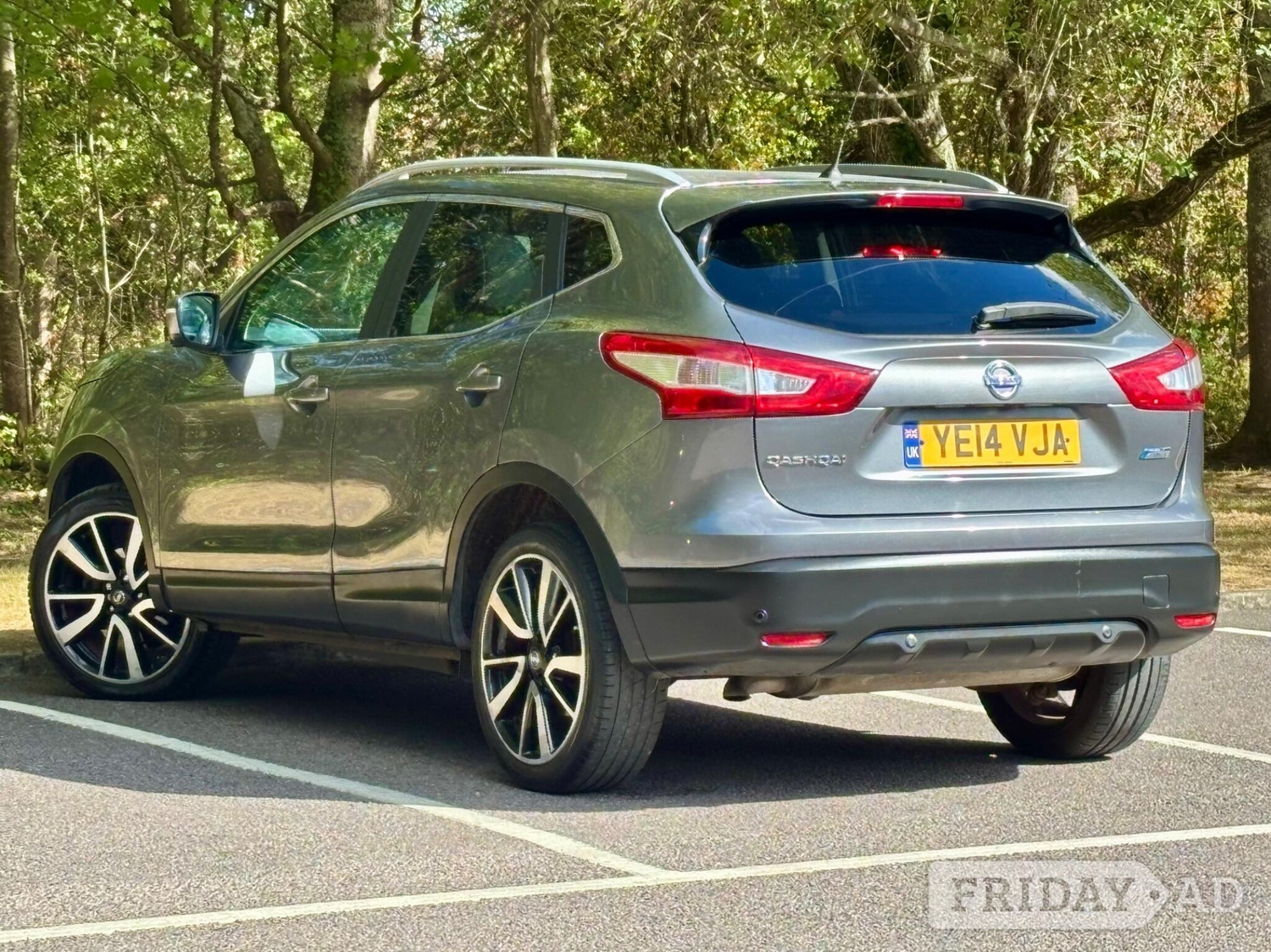 Nissan Qashqai 2014 - Cars in Farnham