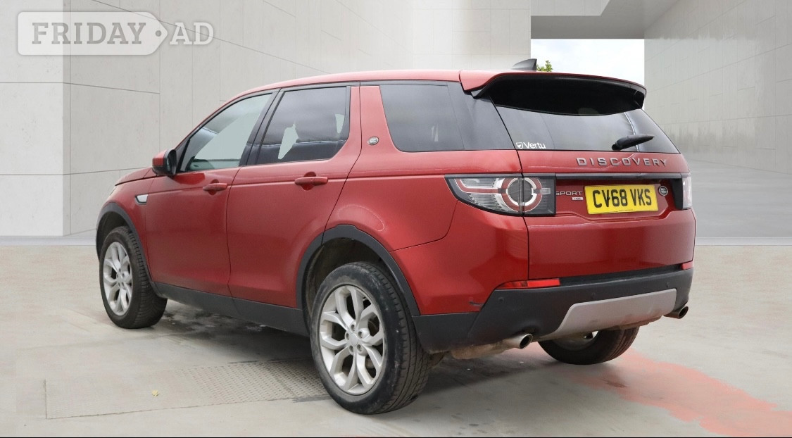 [ berth ]Land Rover Discovery Sport