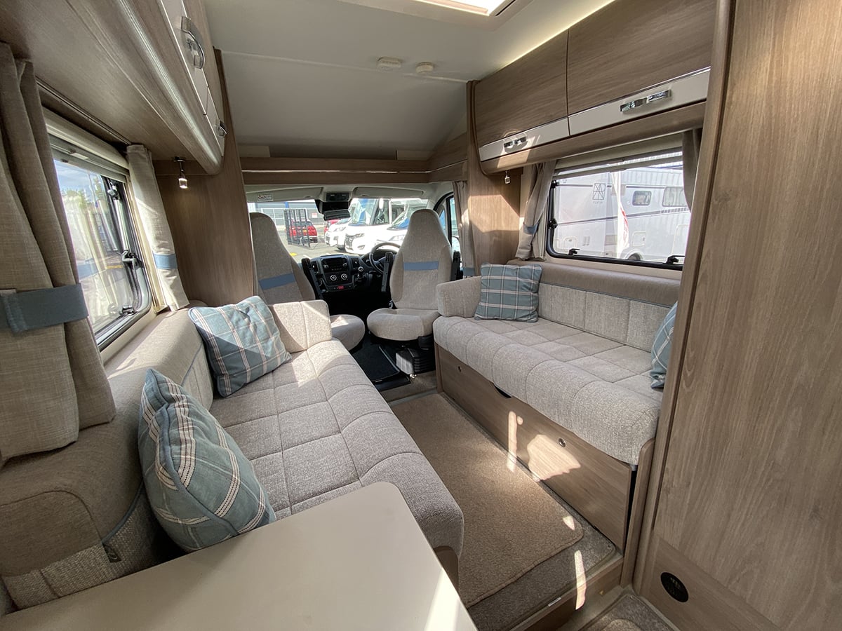 Compass Avantgarde 115 2020 for sale - Motorhomes & Caravans in Newark