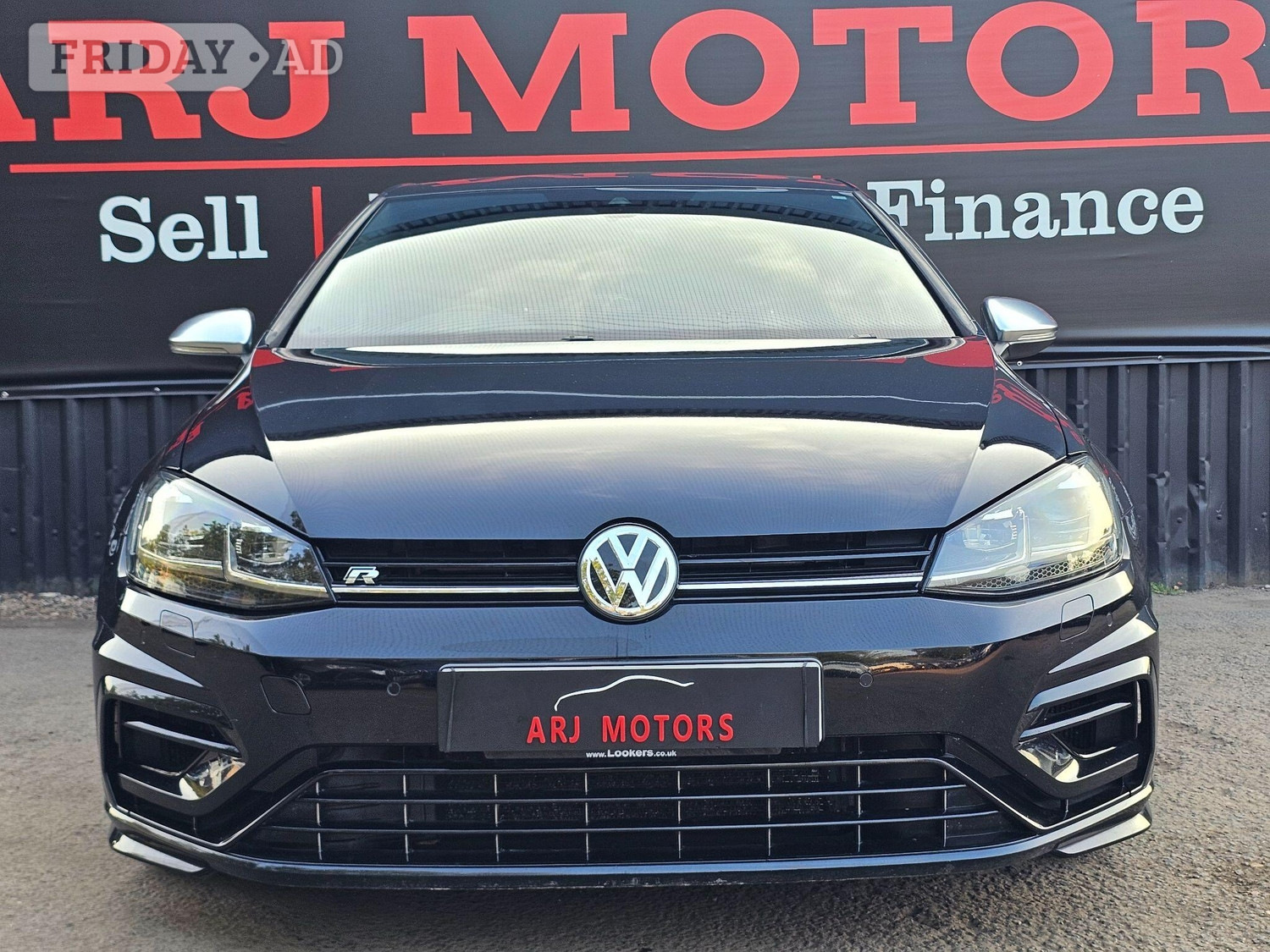Volkswagen Golf 2020 - Cars