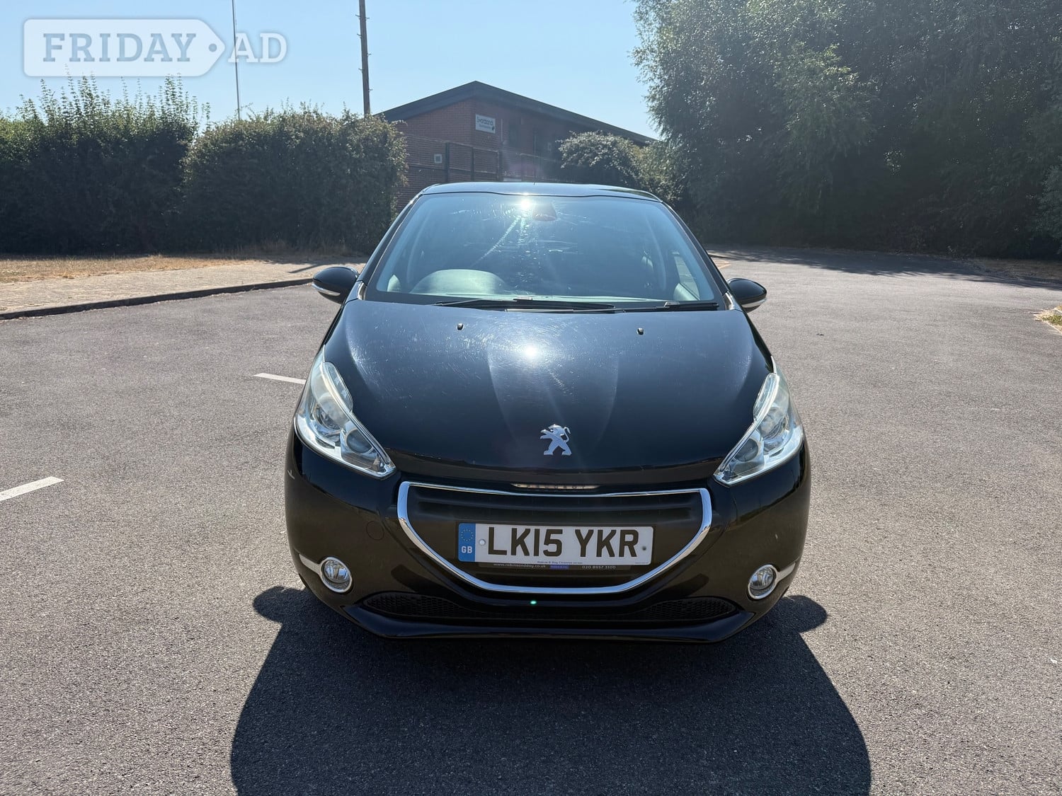 [ berth ]Peugeot 208