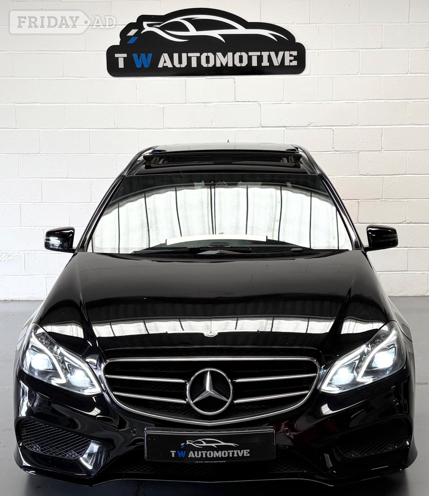 [ berth ]Mercedes-Benz E Class