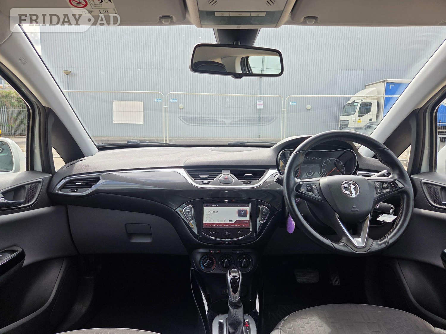 Vauxhall Corsa 2015 - Cars in Slough