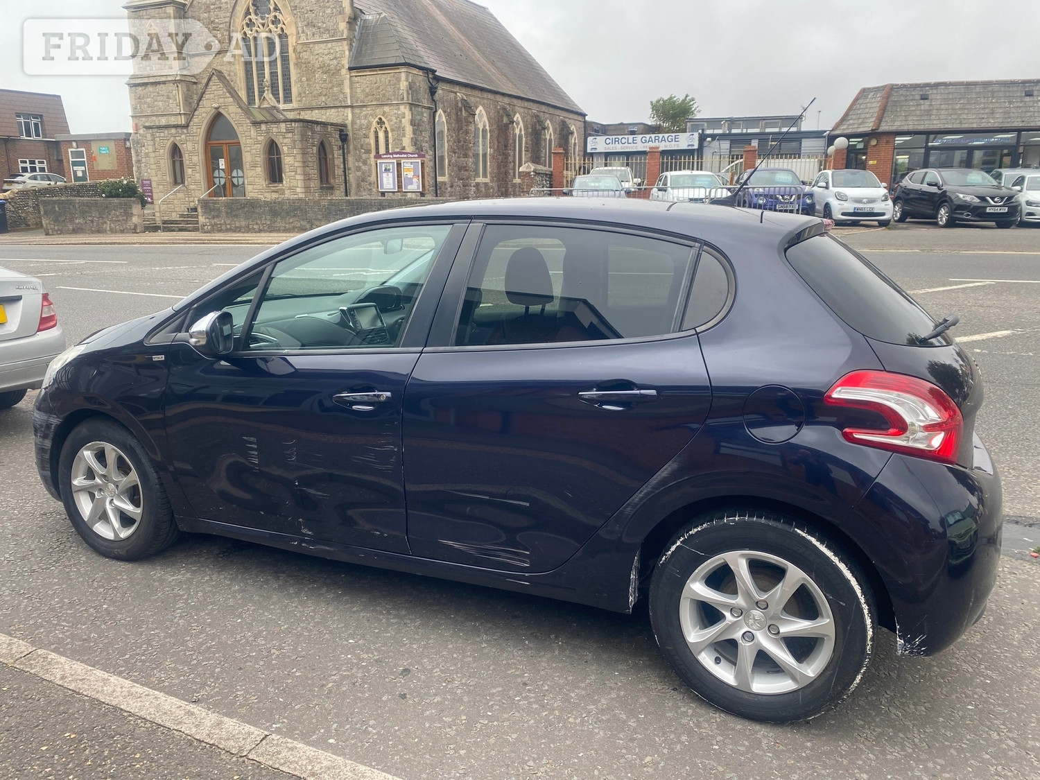 Peugeot 208 2014 - Cars in Lancing