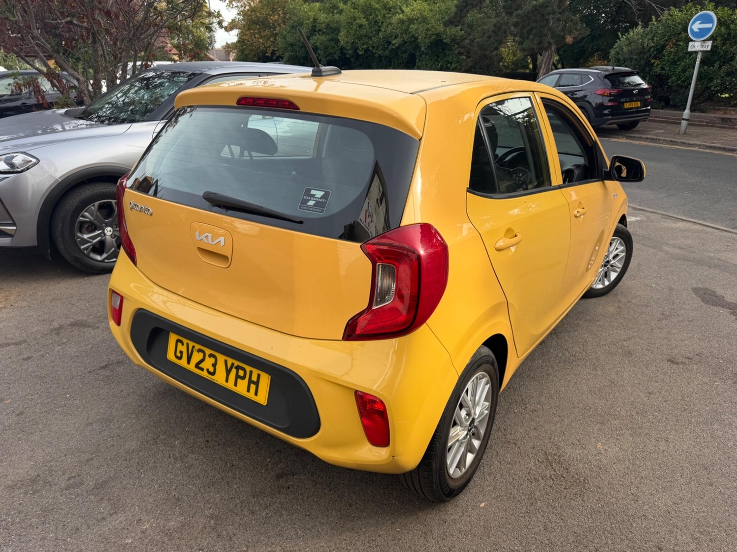 Kia Picanto Sutton