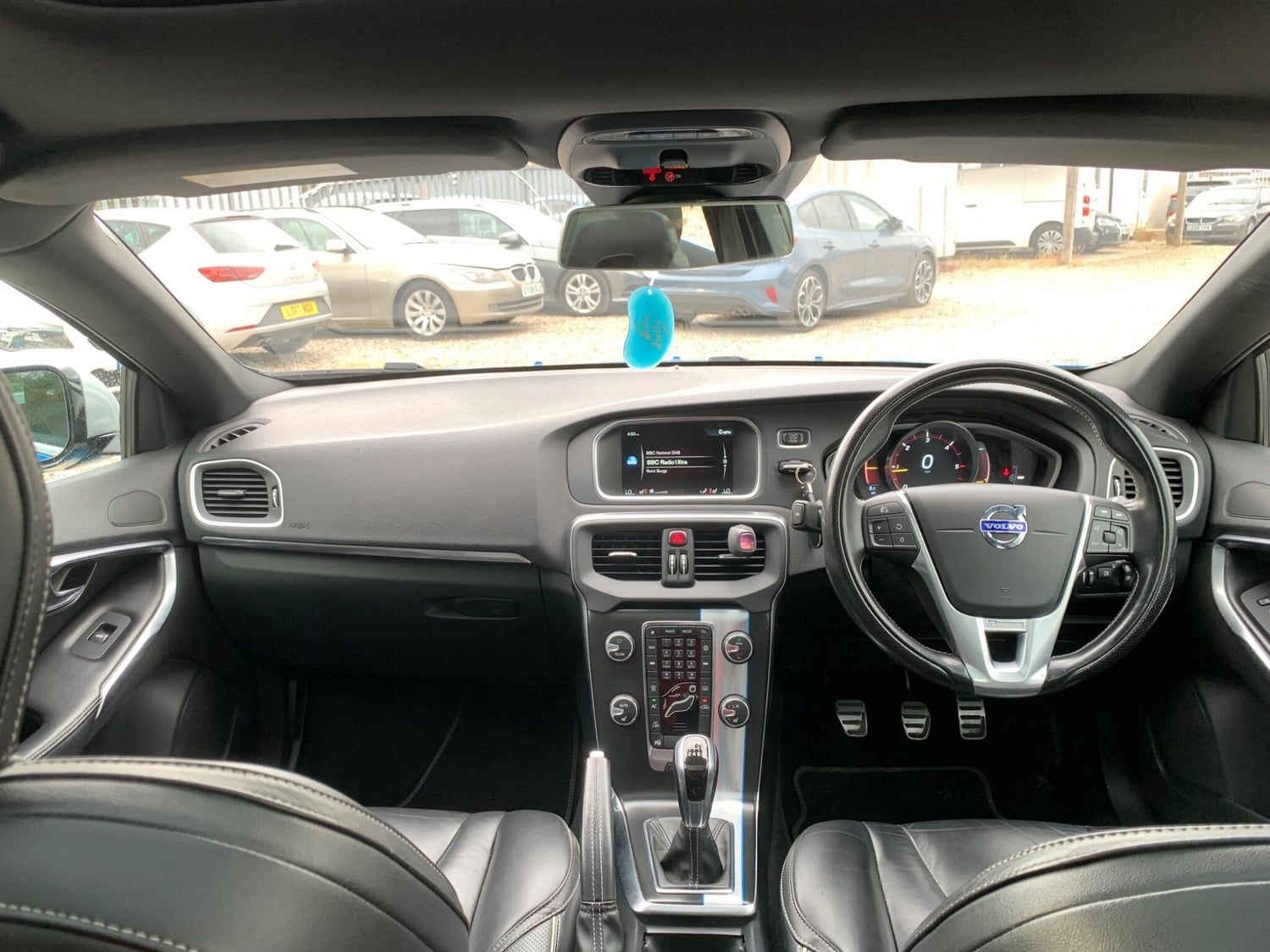 Volvo V40 Swindon