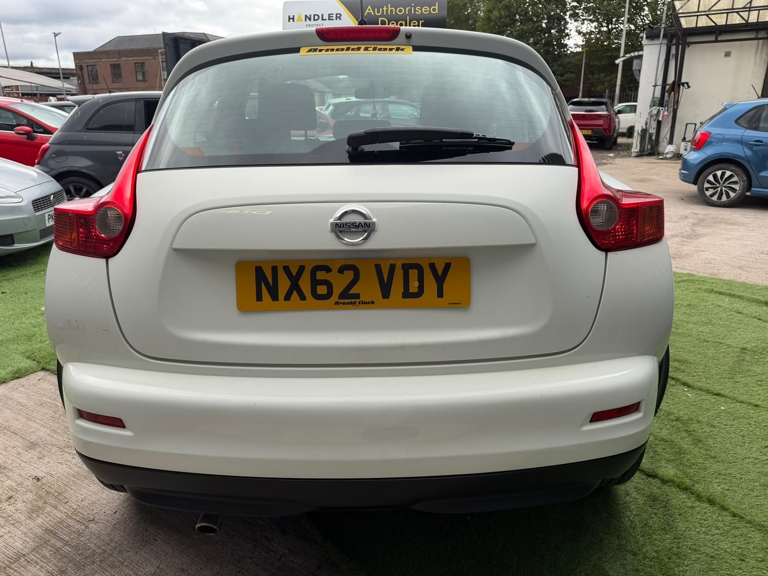 Nissan Juke 2012 - Cars in Oldbury