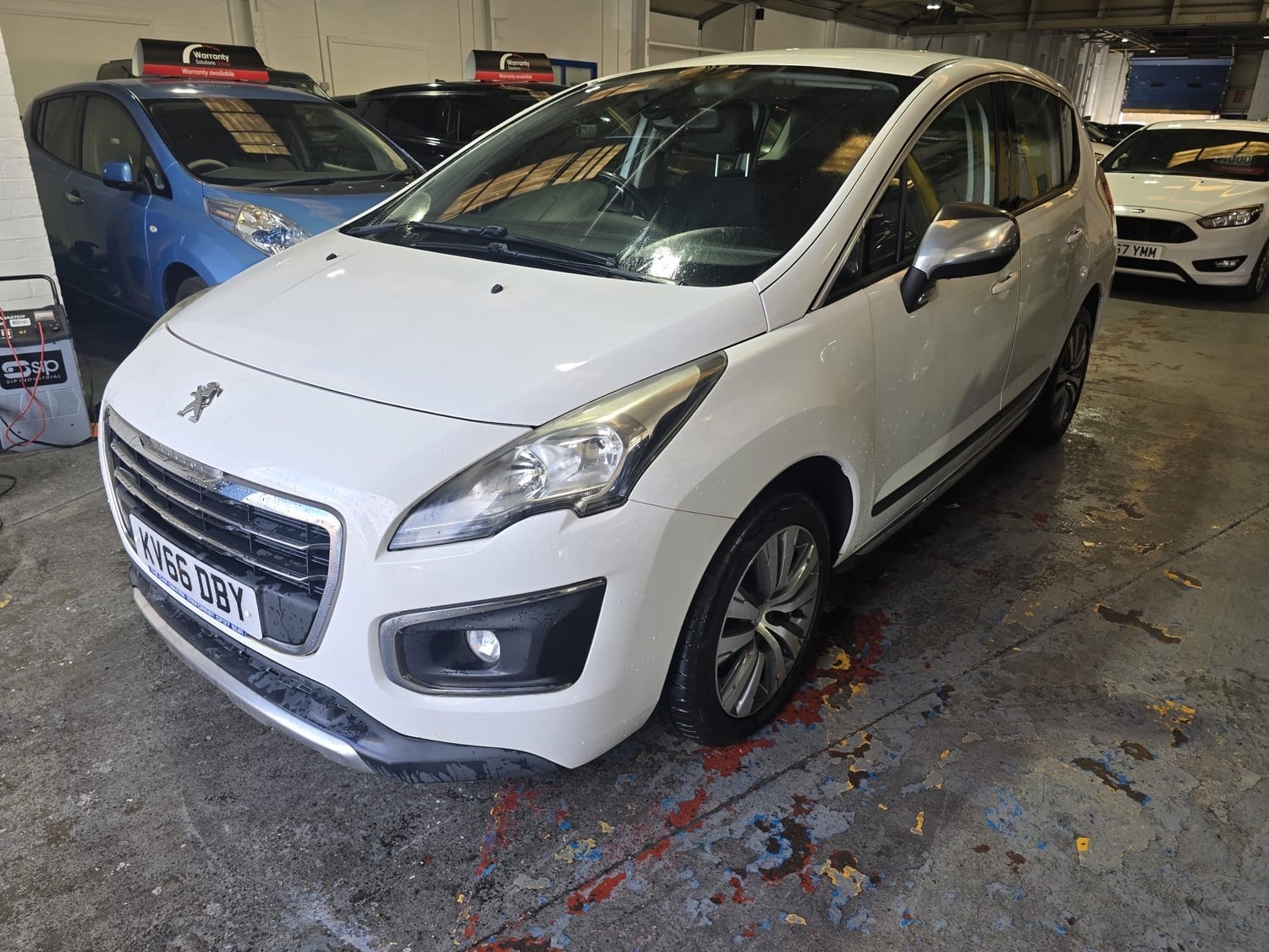 [ berth ]Peugeot 3008
