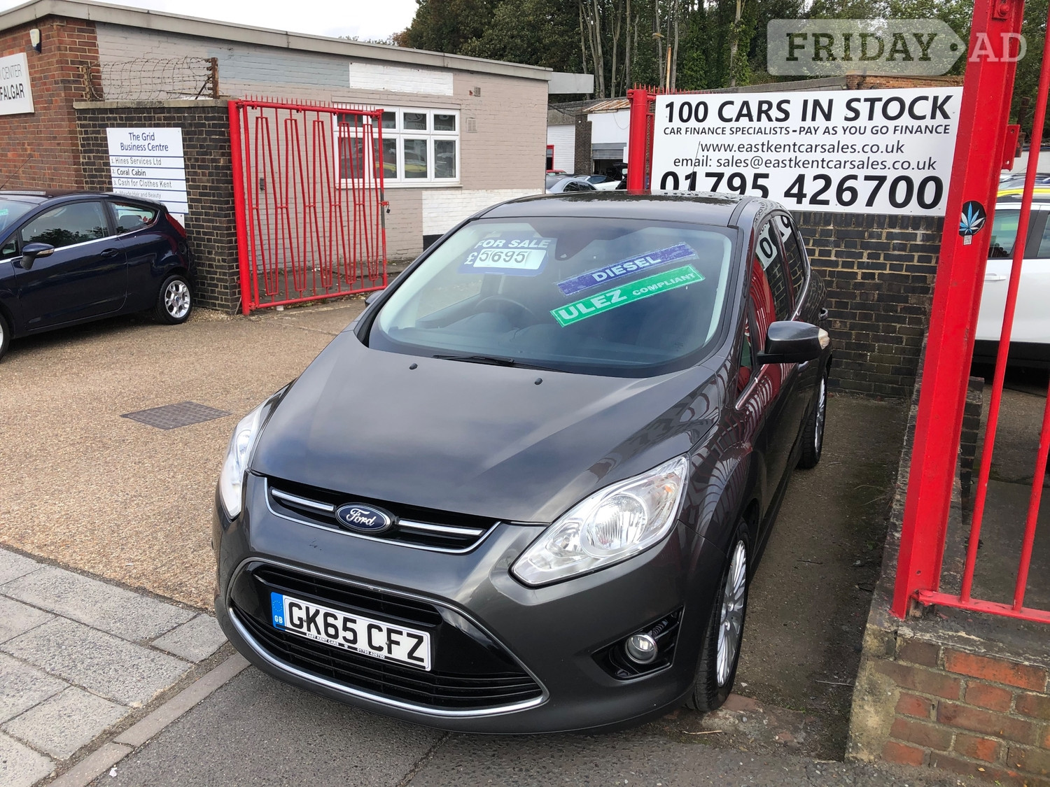[ berth ]Ford C-MAX
