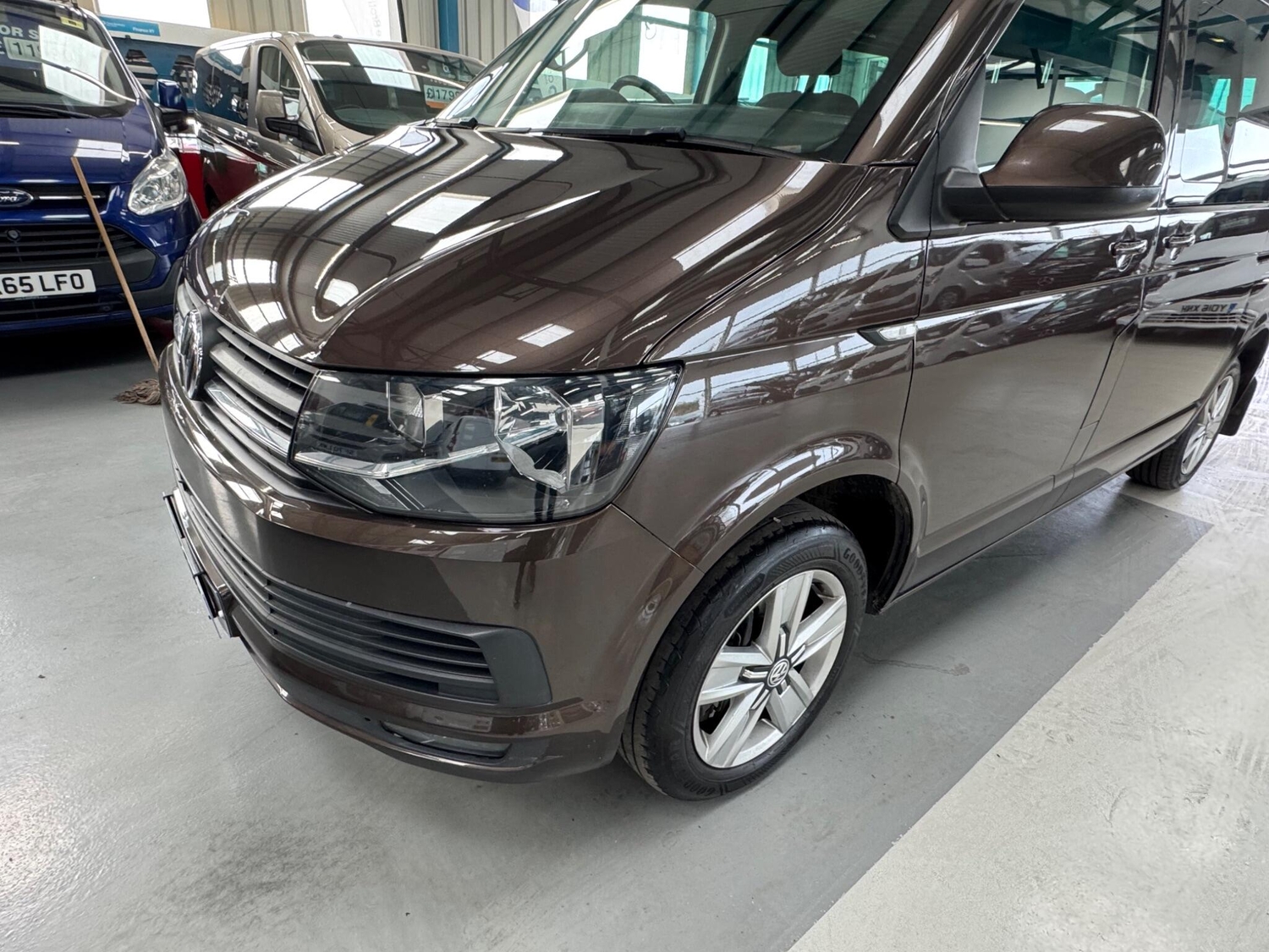 [ berth ]Volkswagen Transporter