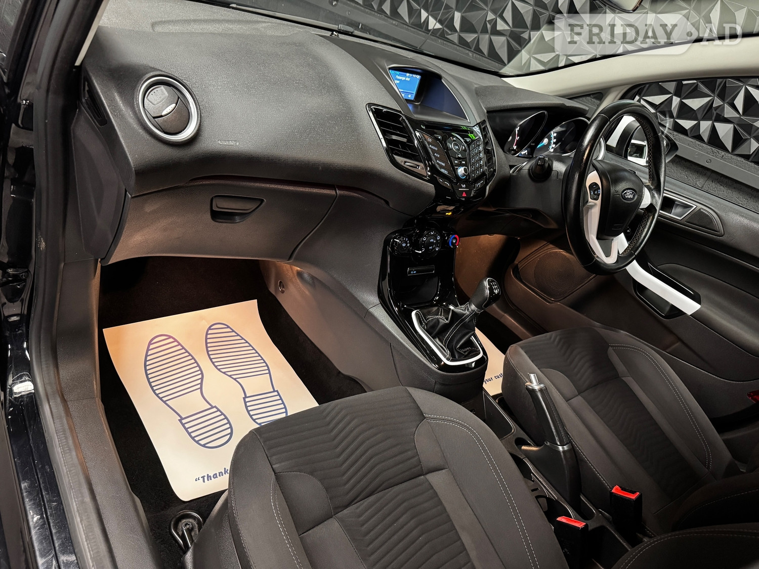 [ berth ]Ford Fiesta