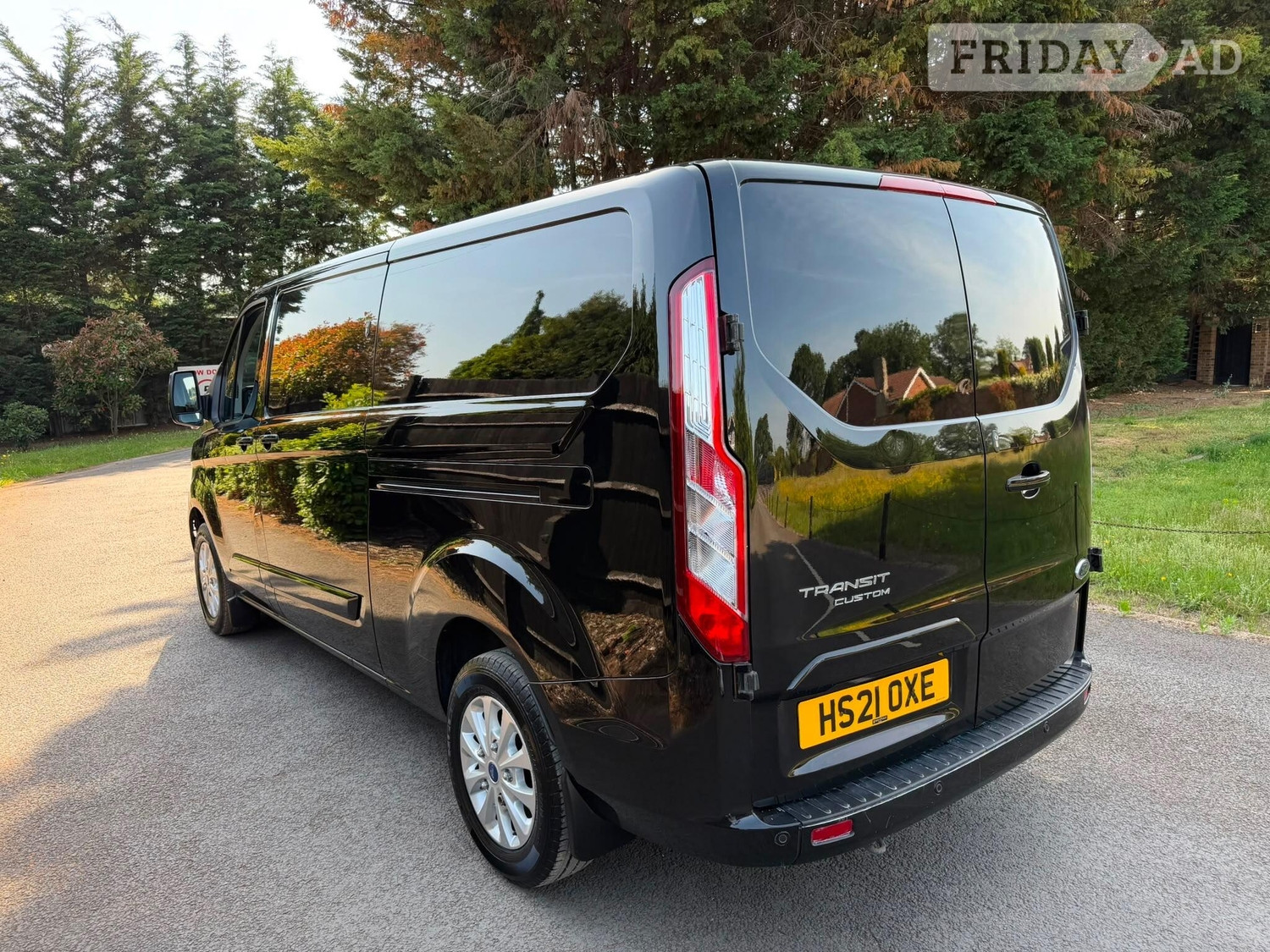 Ford Transit Custom 2021 - Vans & Commercial Vehicles in Addlestone