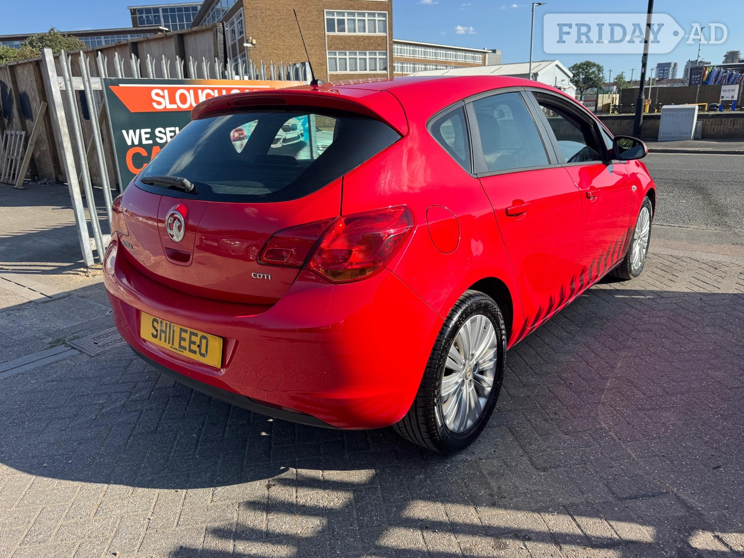 Vauxhall Astra 2011 - Cars in Slough
