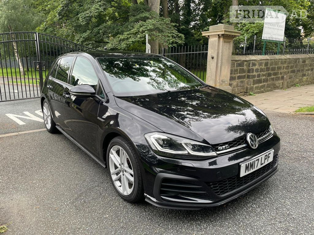 [ berth ]Volkswagen Golf