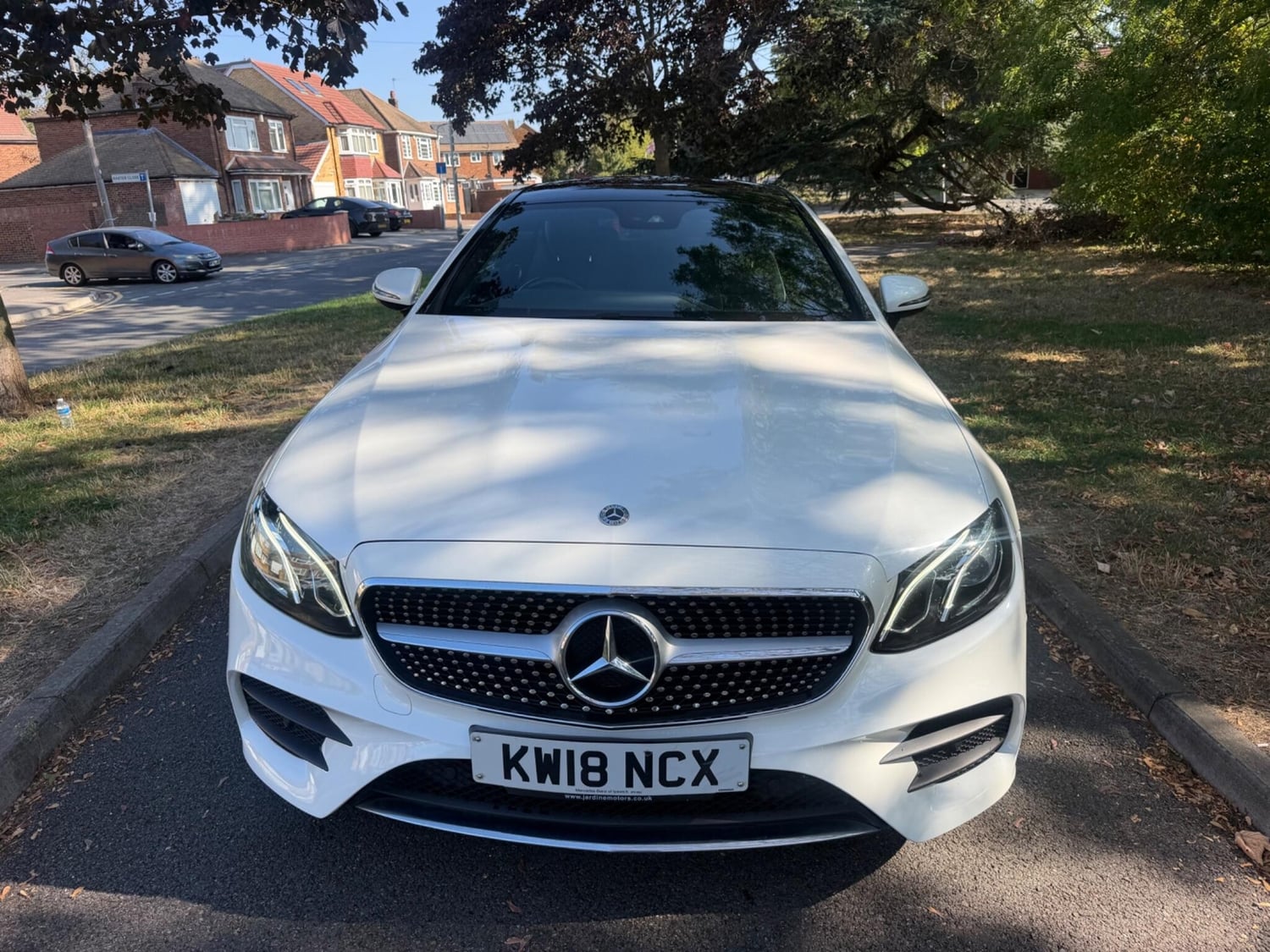 [ berth ]Mercedes-Benz E Class