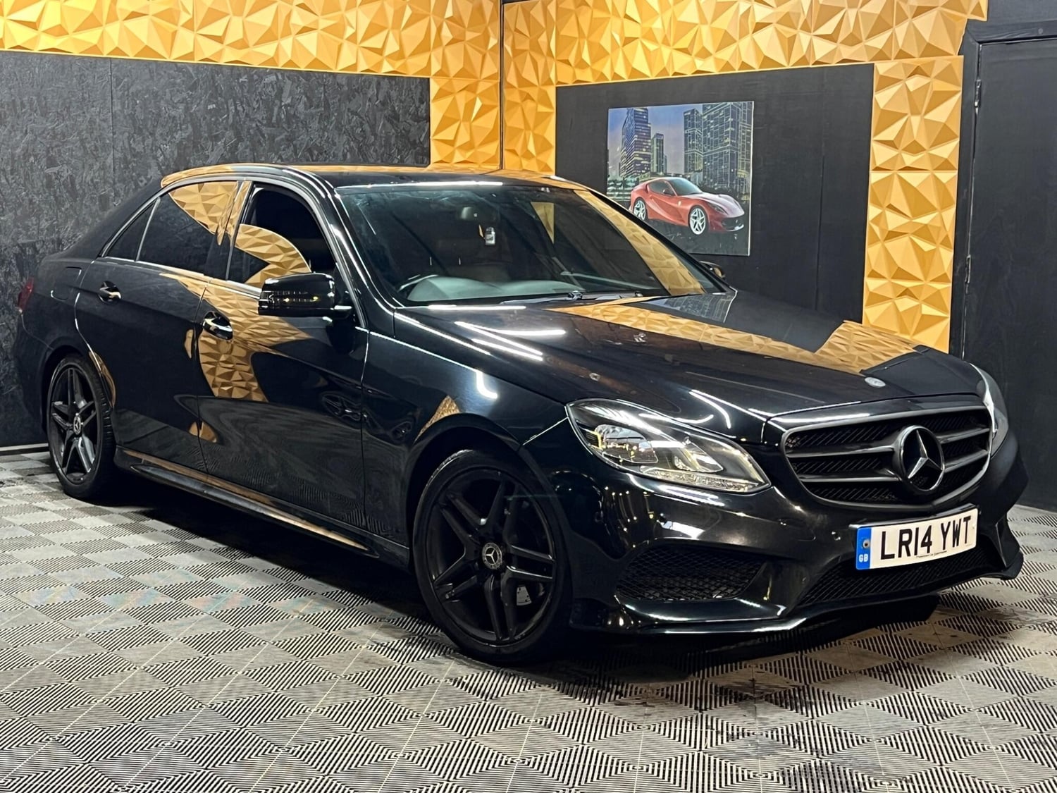Mercedes-Benz E Class 2014 - Cars
