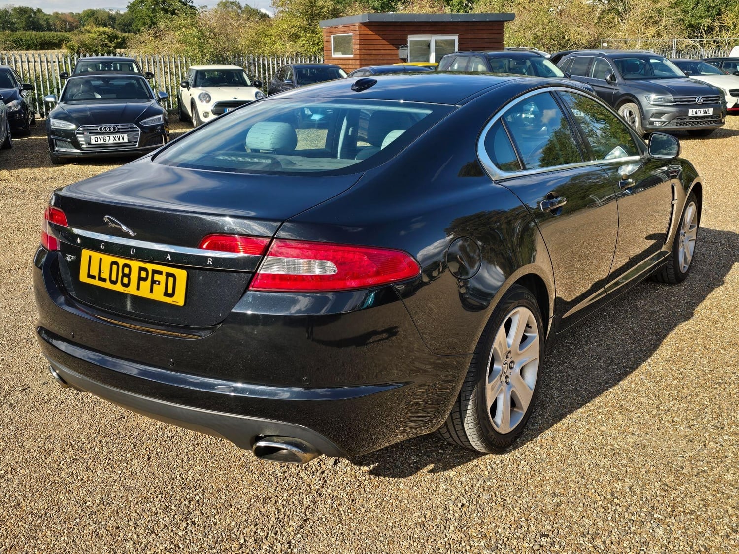 [ berth ]Jaguar XF