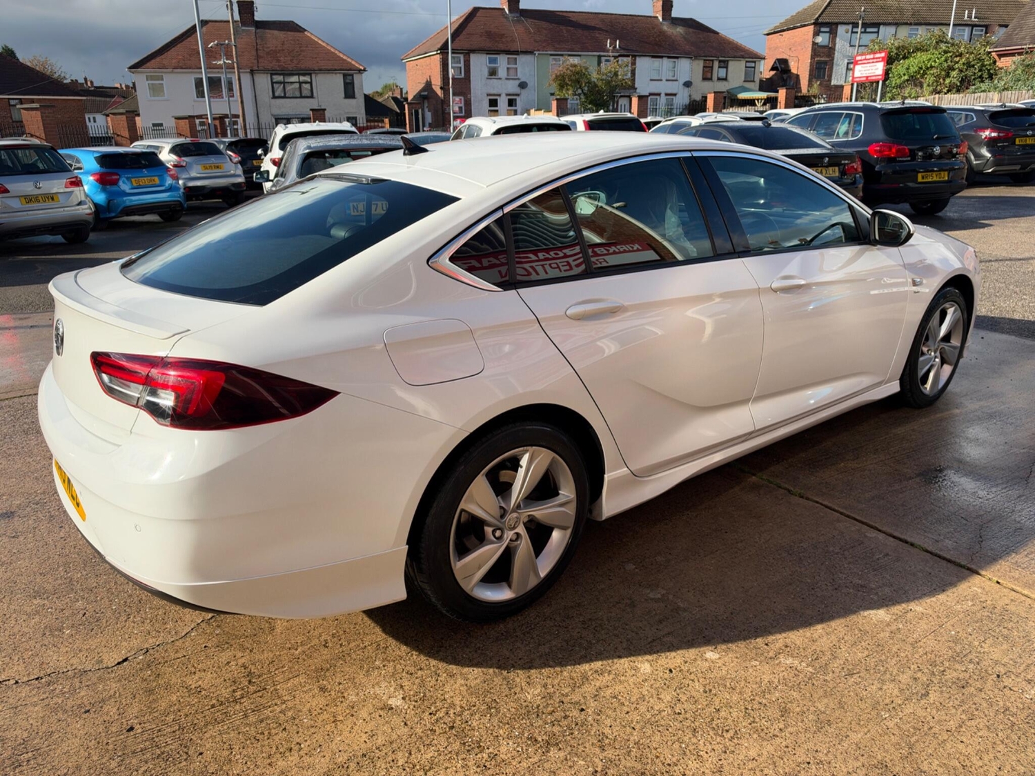 Vauxhall Insignia 2019 - Cars in Nottingham