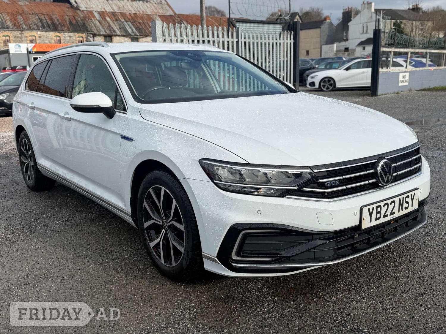 Volkswagen Passat 2022 in Plymouth
