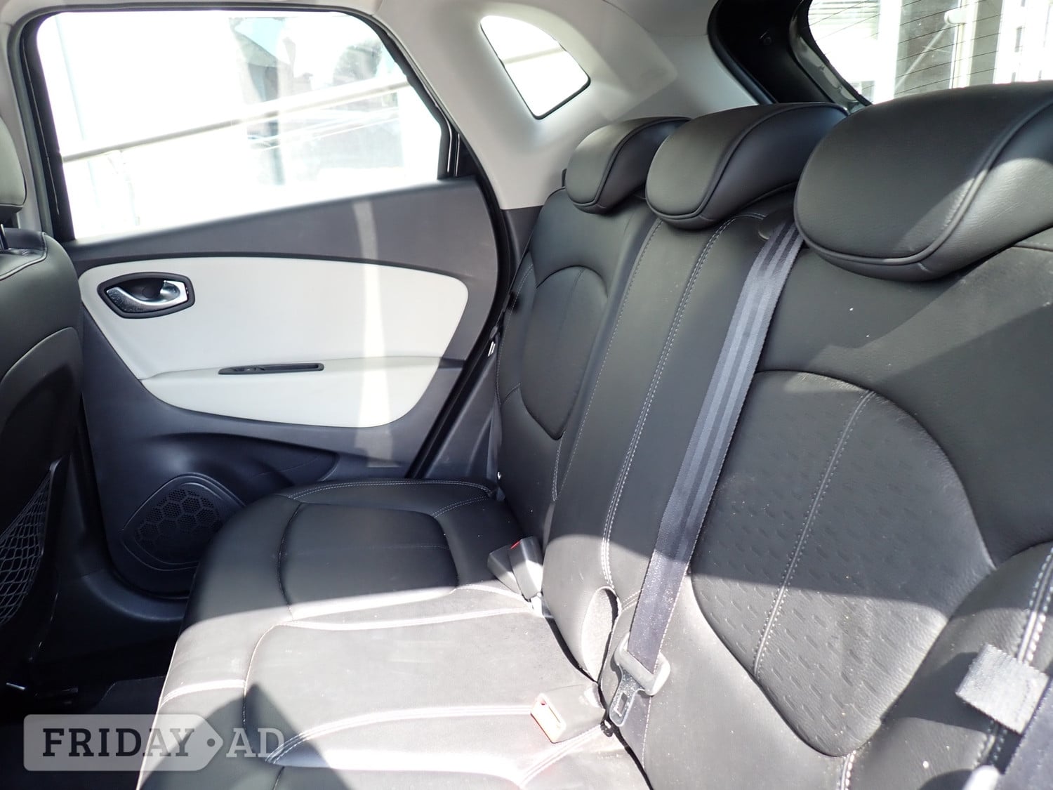 Renault Captur 2018 - Cars in Tonbridge