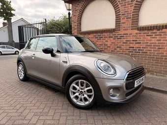 Mini Hatch 2018