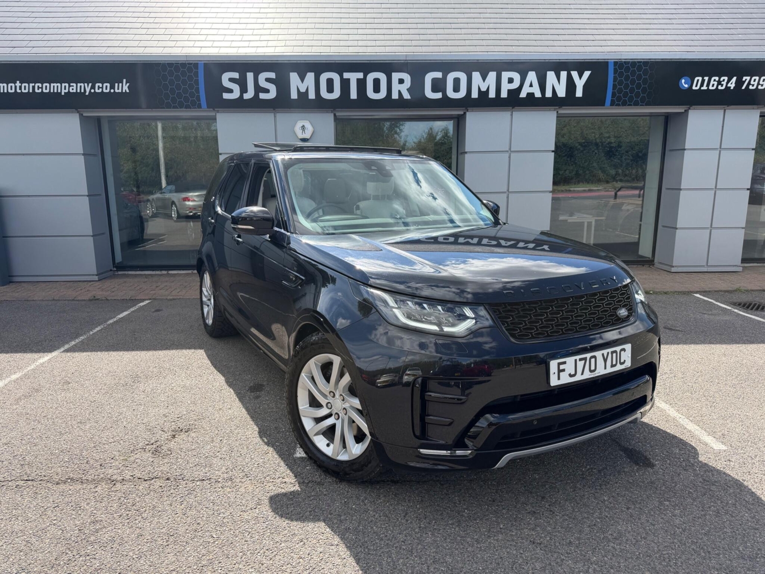 Land Rover Discovery 2020 in Gillingham