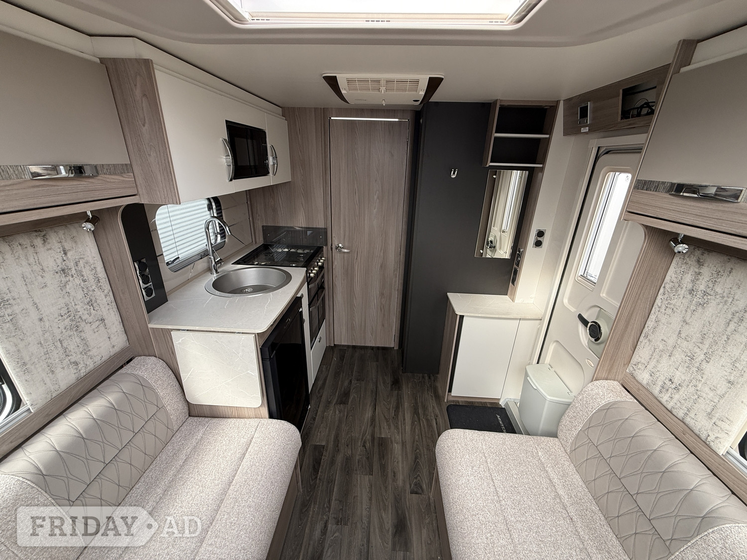 Swift Challenger Exclusive 560 2024 - Motorhomes & Caravans in Nottingham