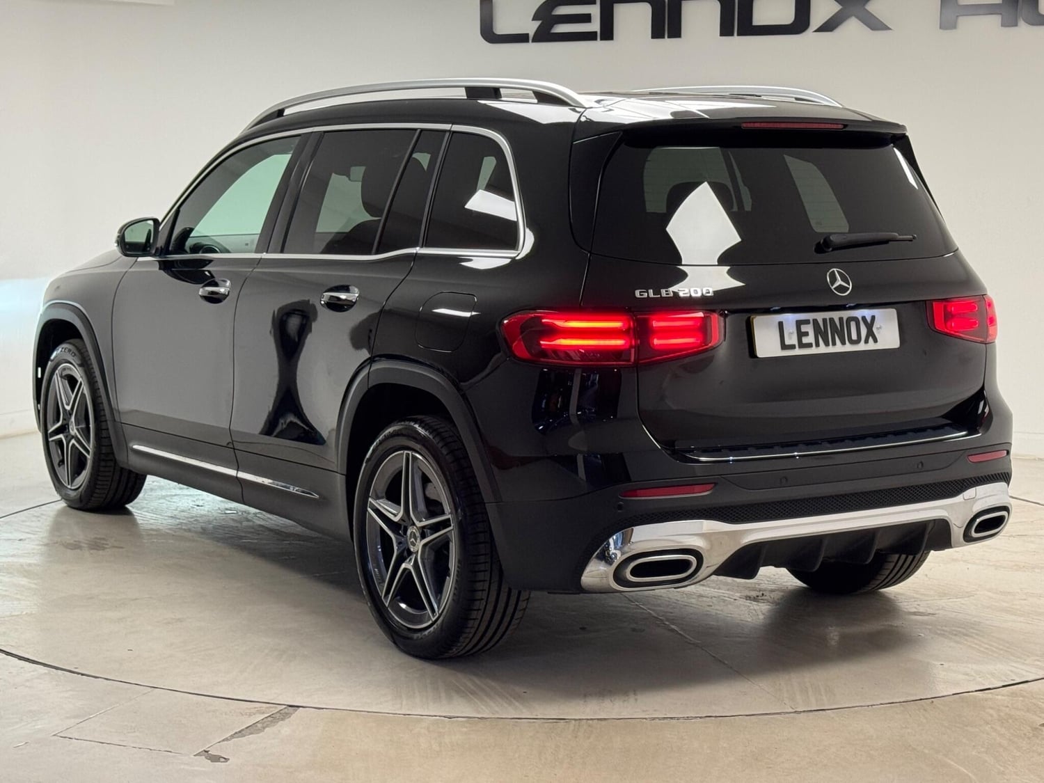 Mercedes-Benz GLB 2025 - Cars in Brent