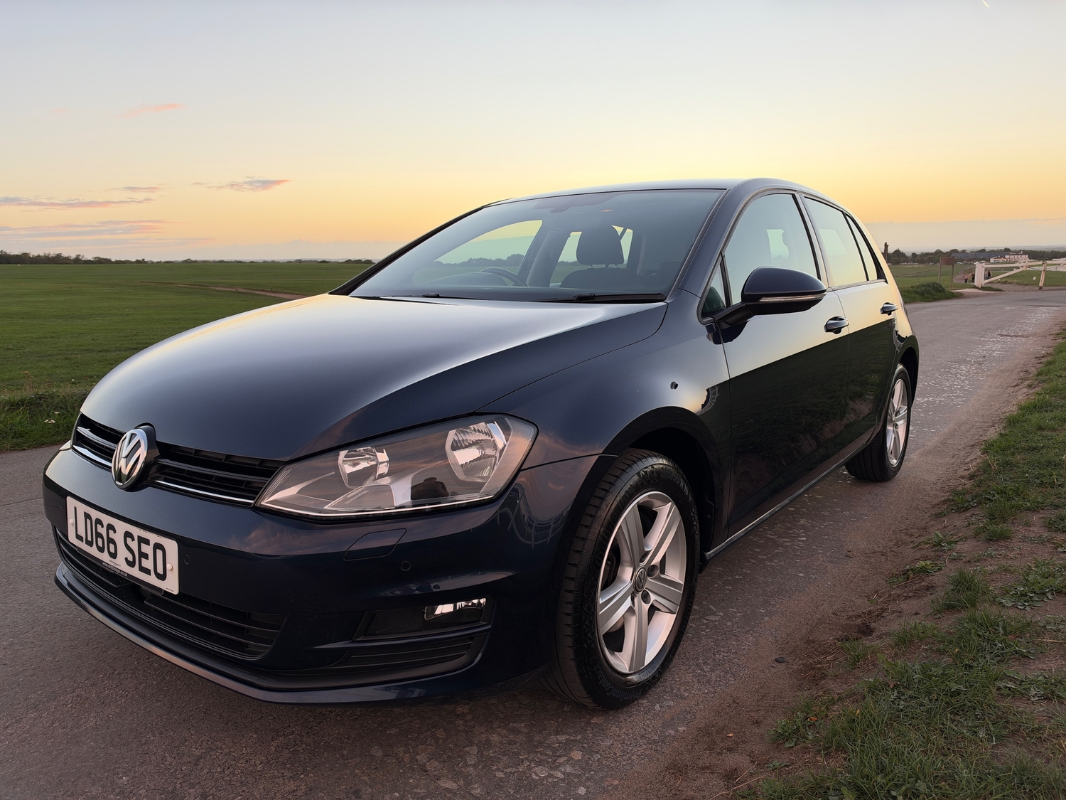 [ berth ]Volkswagen Golf