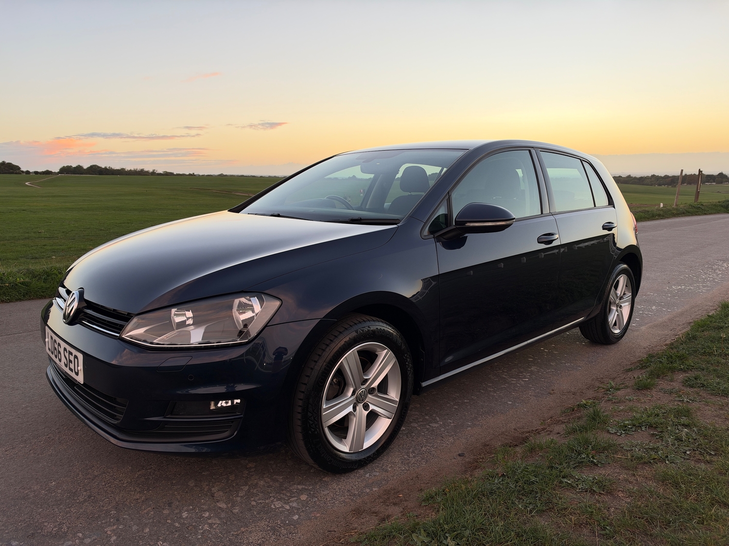 Volkswagen Golf 2016 - Cars in Epsom