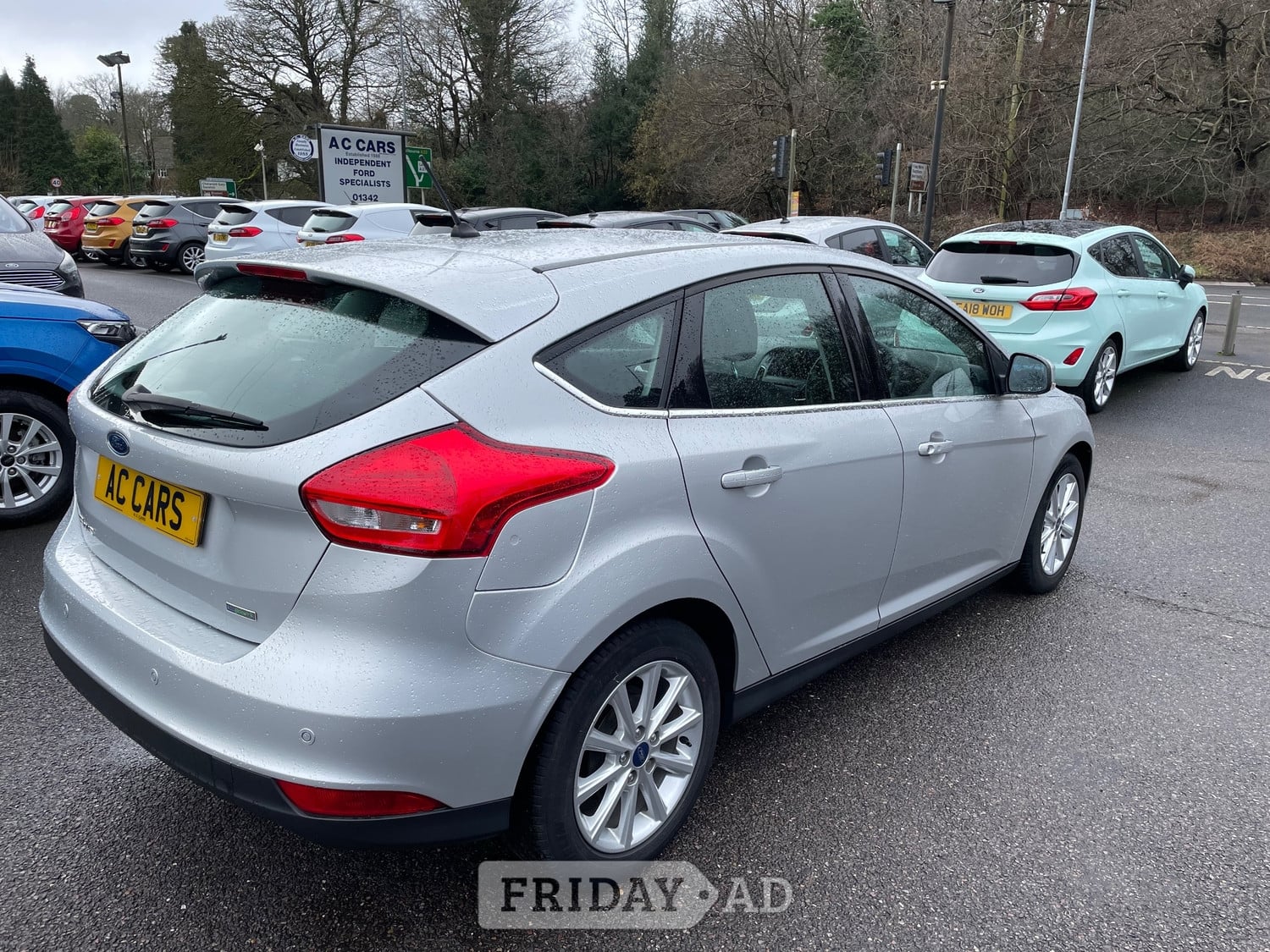 [ berth ]Ford Focus