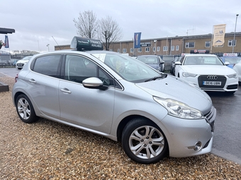 Peugeot 208 2013