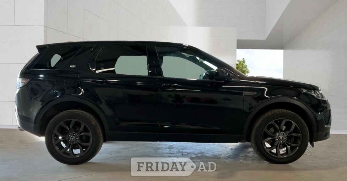 [ berth ]Land Rover Discovery Sport