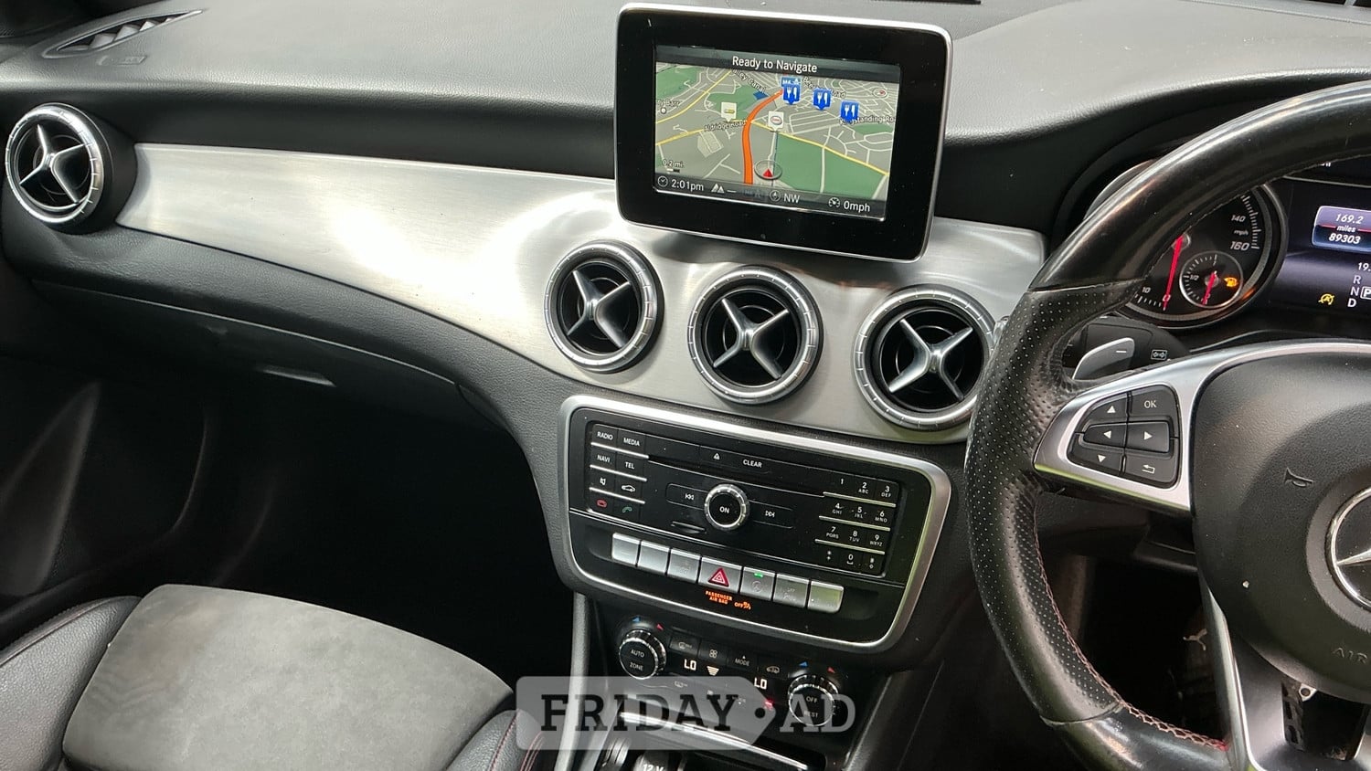 [ berth ]Mercedes-Benz CLA Class