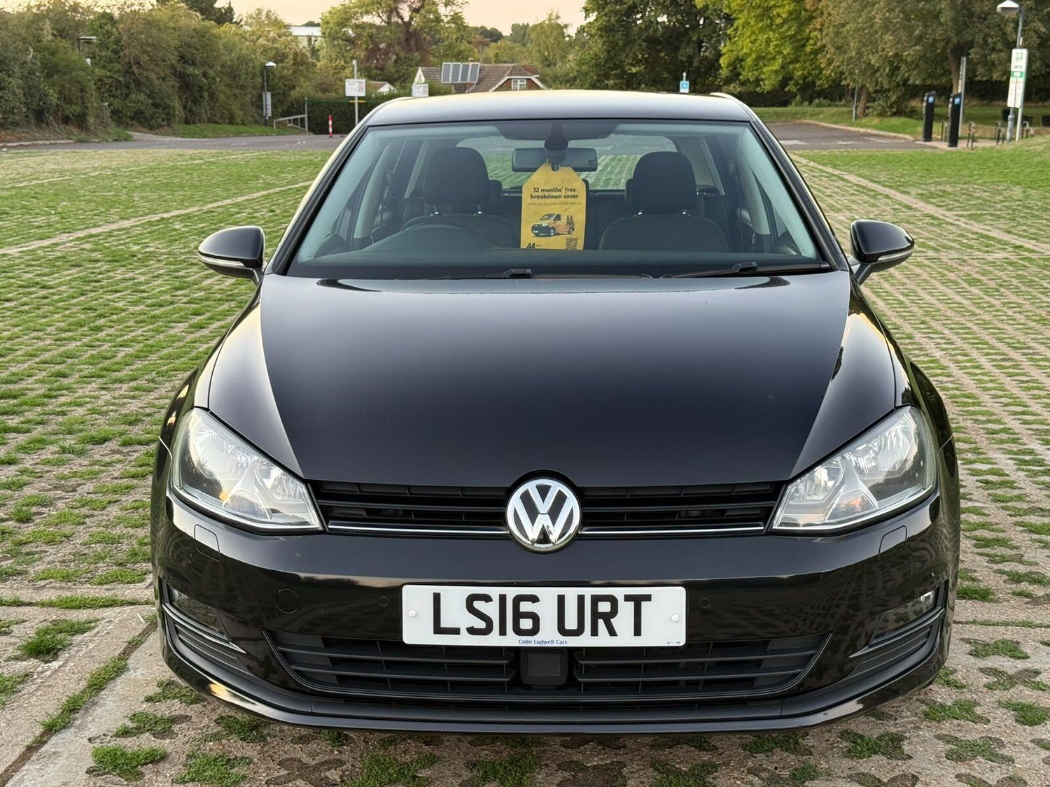 [ berth ]Volkswagen Golf