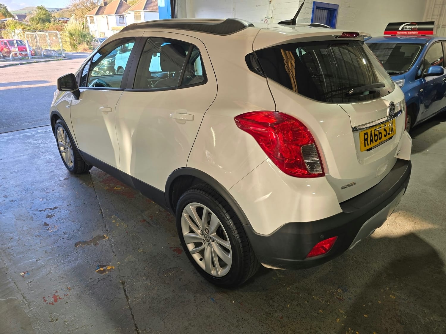 Vauxhall Mokka 2017 - Cars