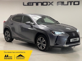 Lexus UX 2021