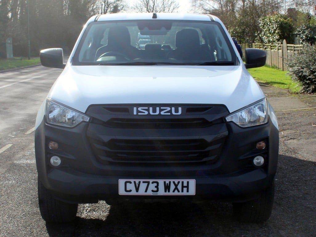 [ berth ]Isuzu D-MAX