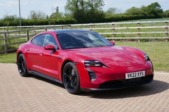 Porsche Taycan 2022