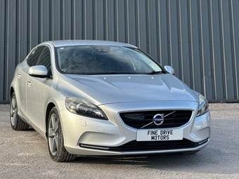 Volvo V40 2014