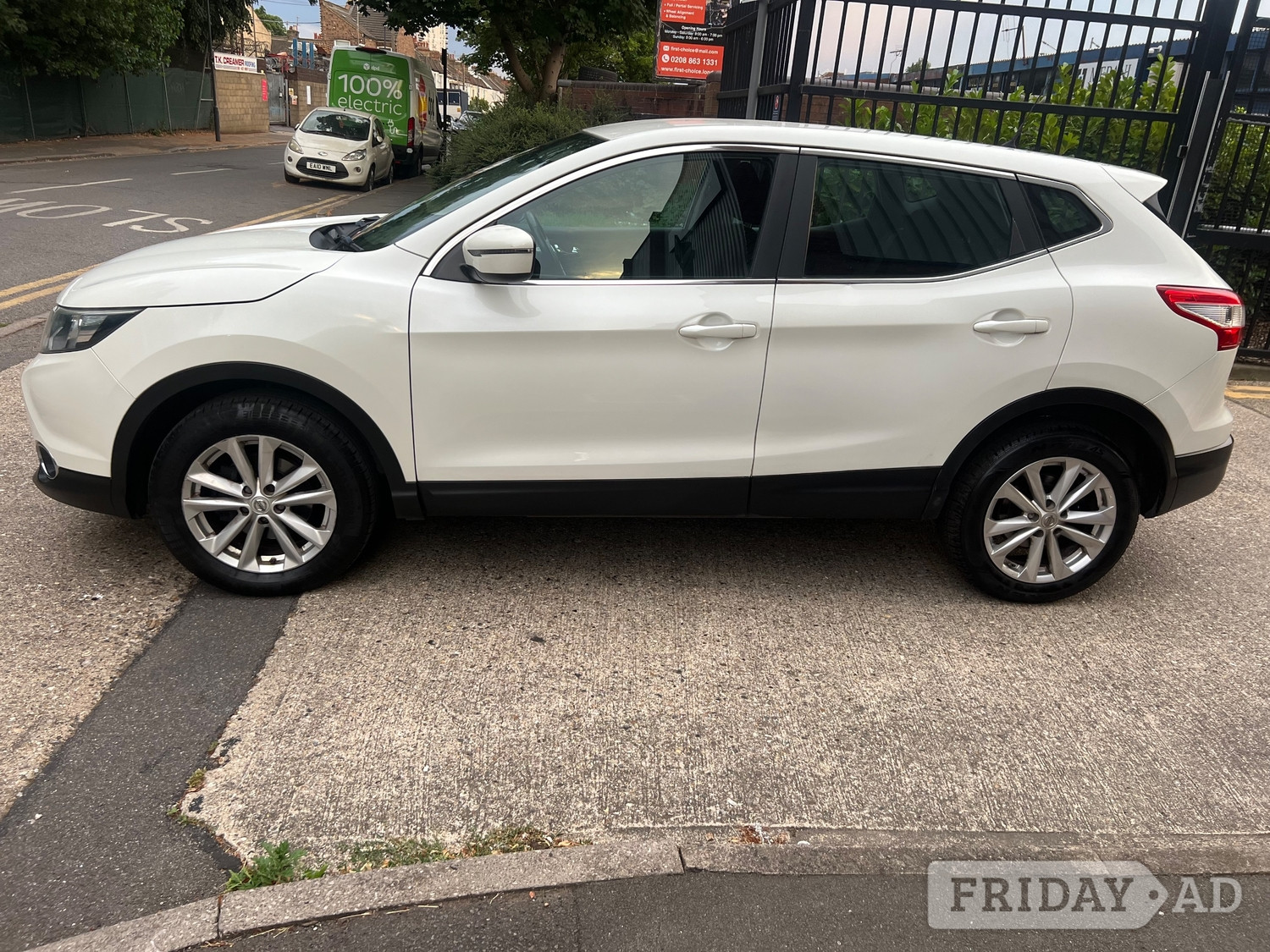 Nissan Qashqai 2015 - Cars