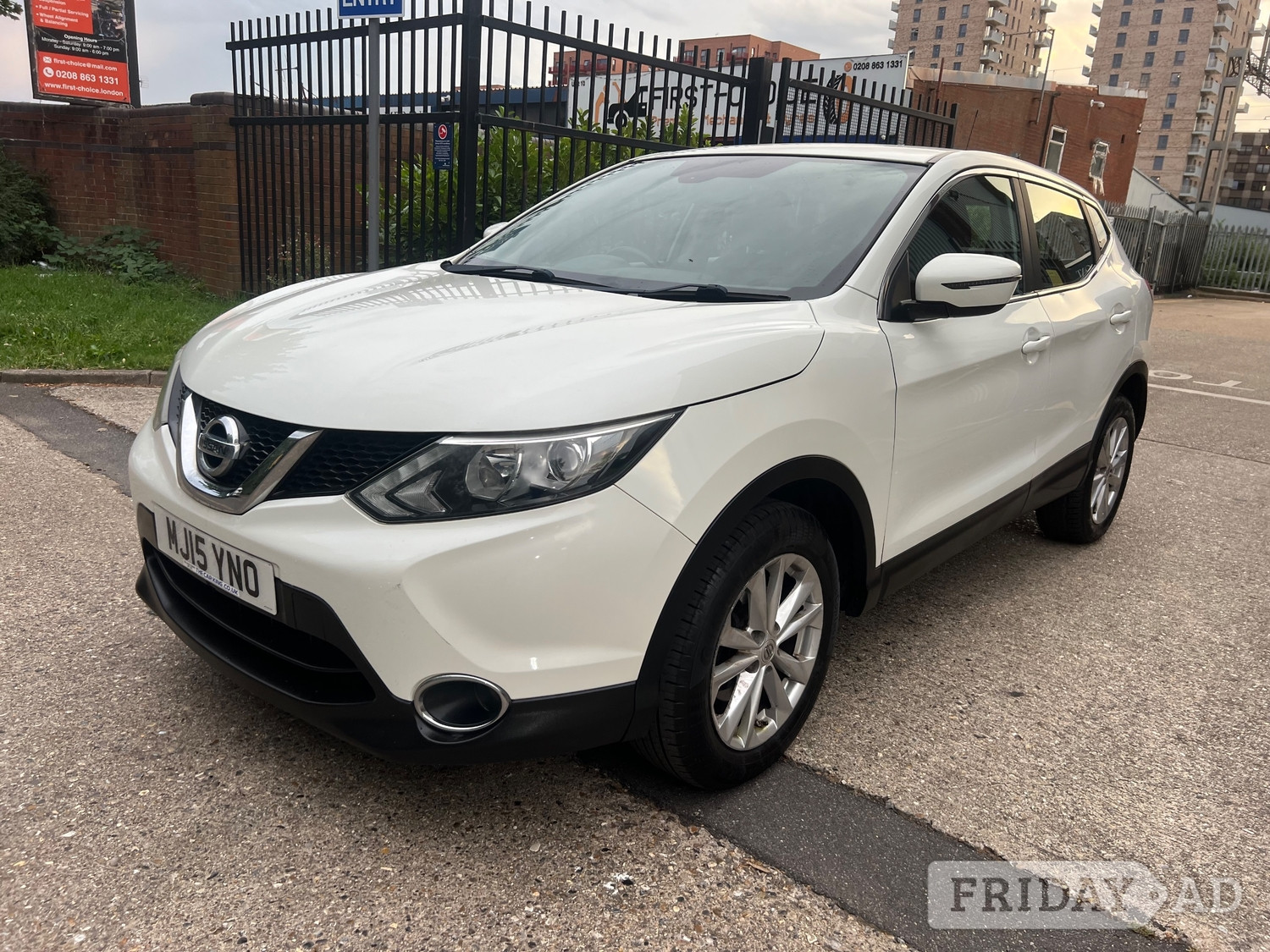 Nissan Qashqai 2015 - Cars
