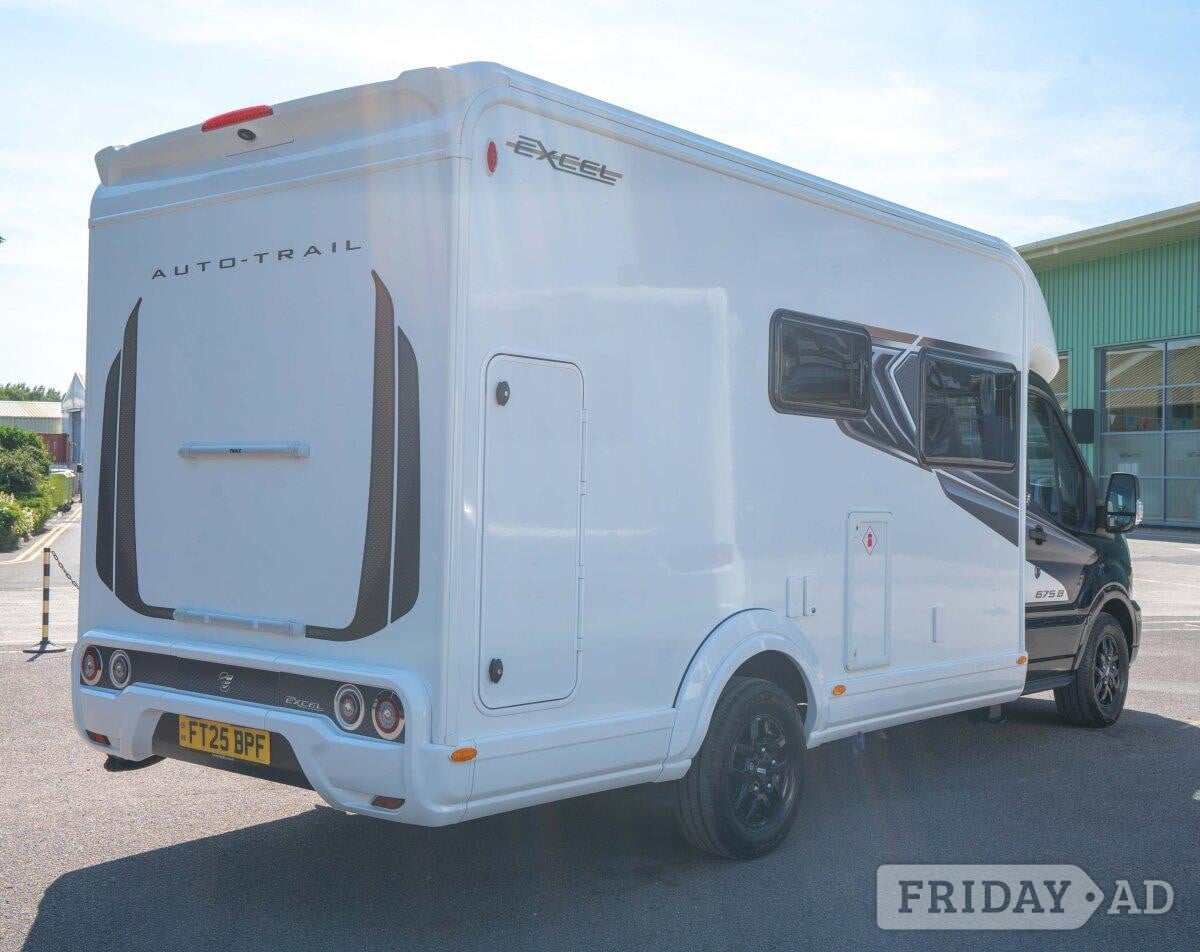Auto-Trail Excel 675 Newark