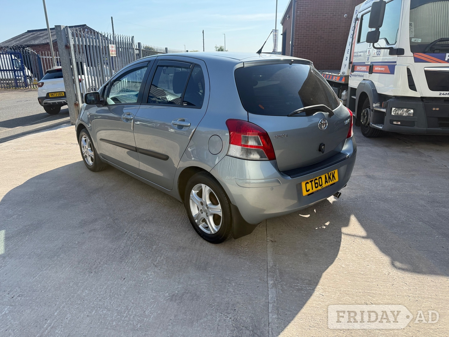 Toyota Yaris 2010 - Cars
