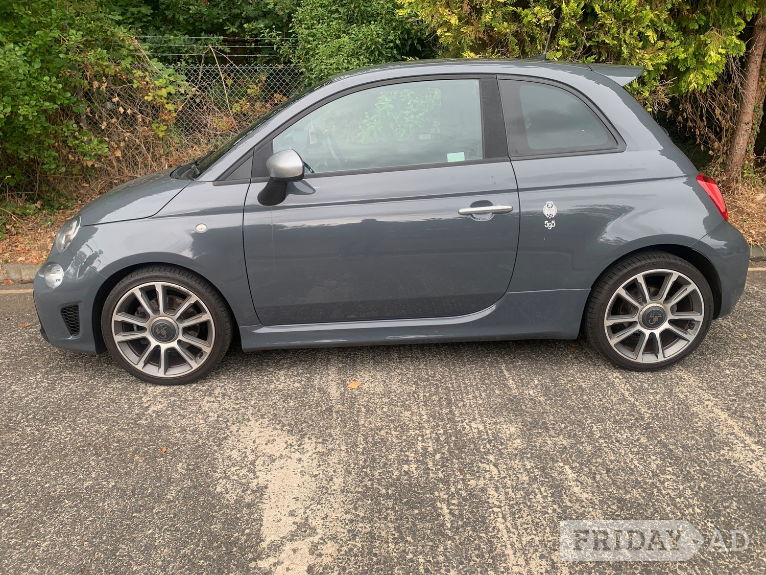 [ berth ]Abarth 595