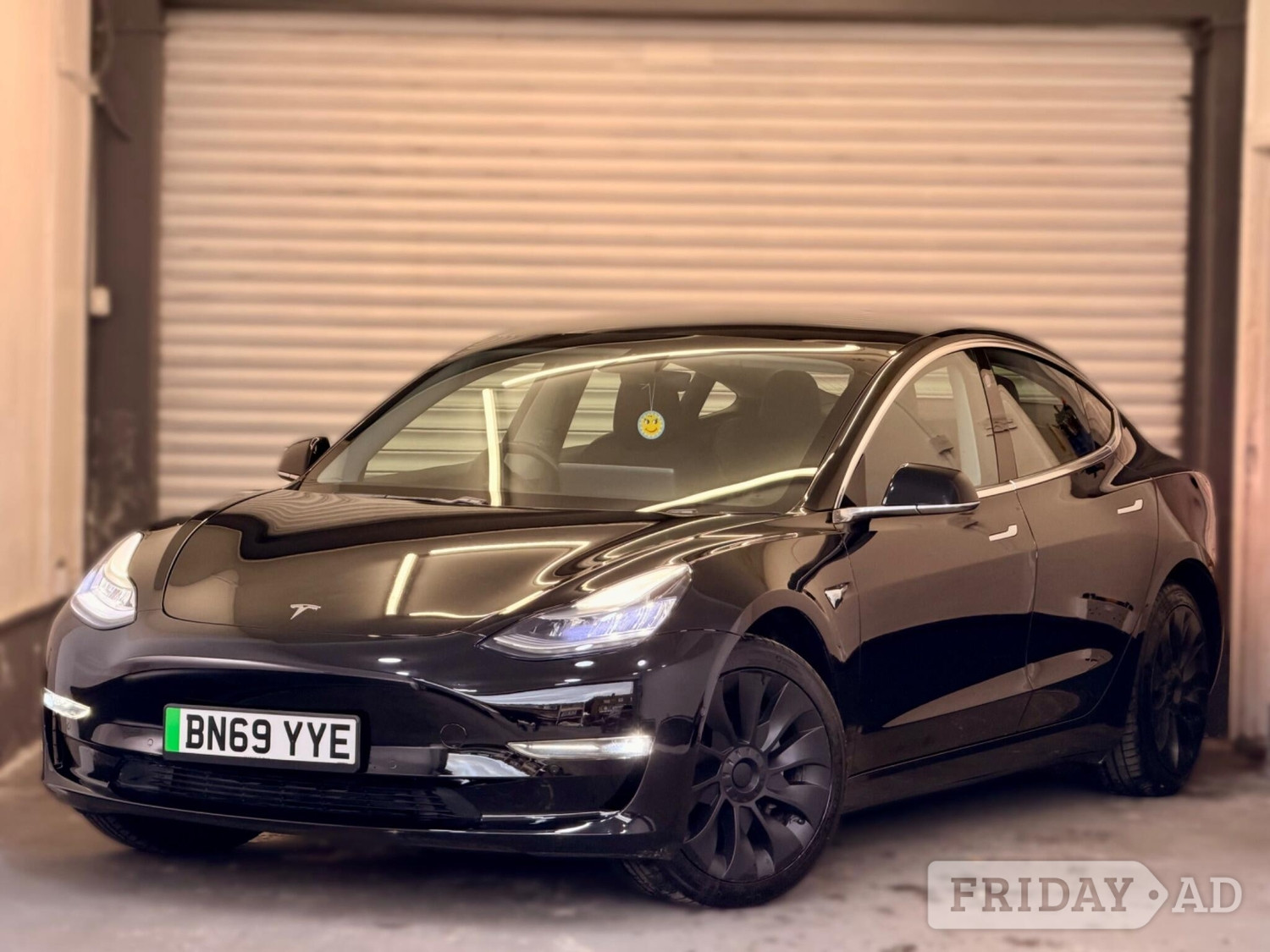 Tesla Model 3 2019 - Cars in Feltham